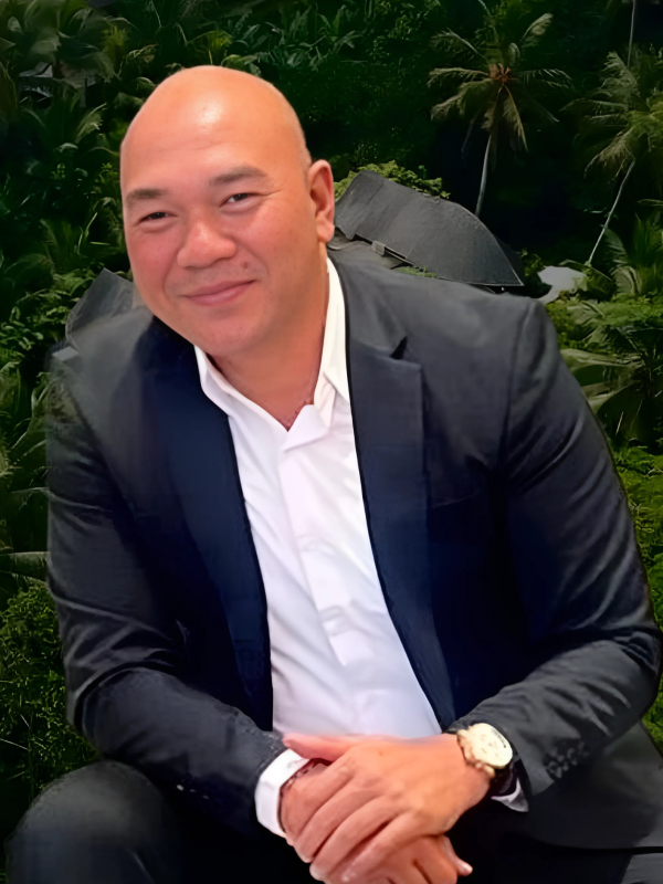 I Wayan Parka - 1414x2000